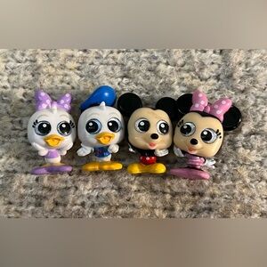 DISNEY Doorables Series 4 Classic Characters Lot- Mickey, Minnie, Donald & Daisy